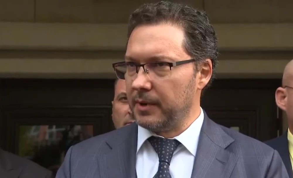 Даниел Митов с бонуси за Коледа: Всички полицаи и служители на МВР ще получат по 400лева