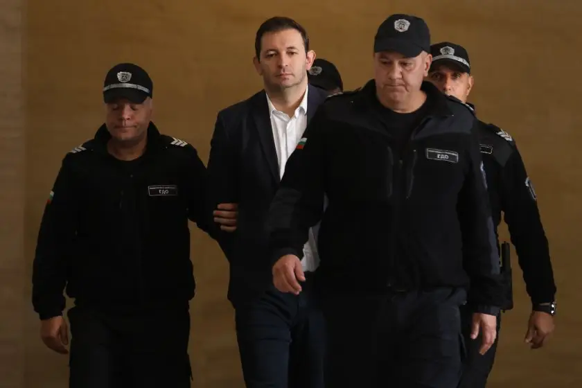 Пуснаха под домашен арест Никола Барбутов