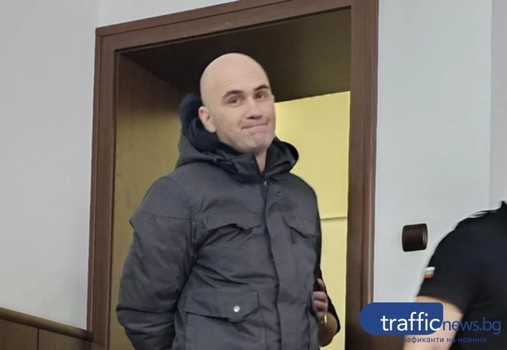 Делото срещу фотографа Димитър Дардов започва отначало на втора инстанция