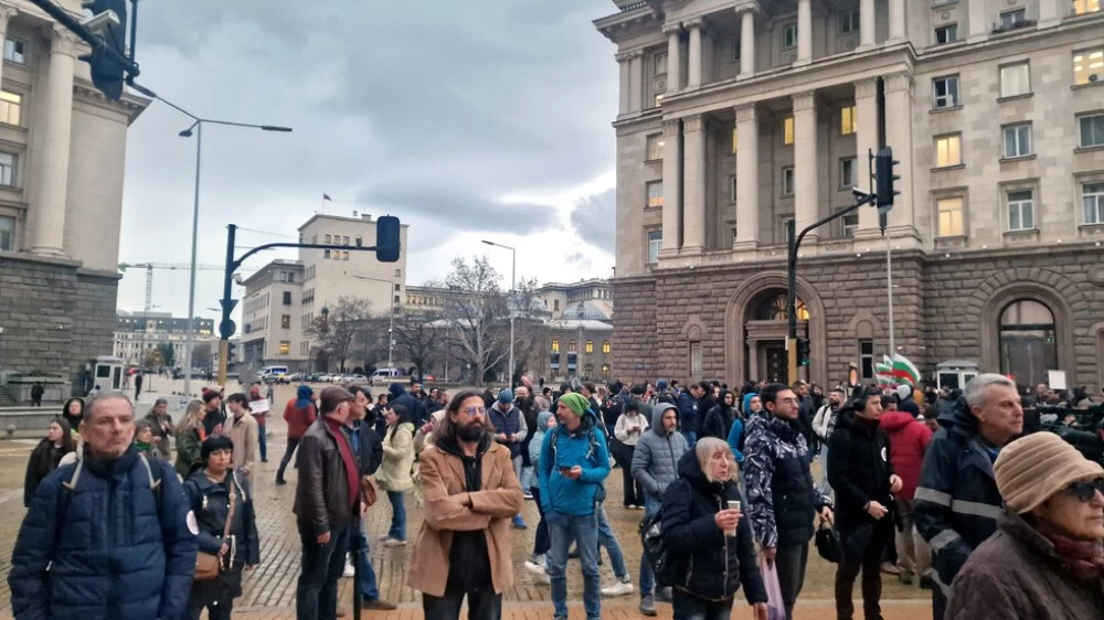 Протестиращи срещу Бюджет 2026 блокираха движението в 