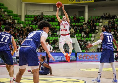 Баскетболните национали се справиха с Армения в европейска квалификация