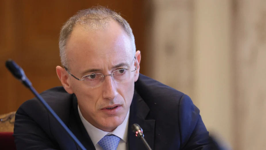 Красимир Вълчев: Има консенсус основното образование да се завършва след осми клас