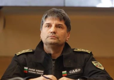 СДВР: Охраната на протеста е била само с щатни полицаи, петима служители са ранени, трима души - задържани