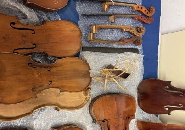 Задържаха голямо количество контрабандни цигулки на Летище София