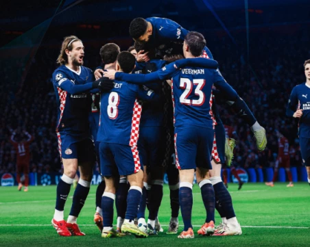 ПСВ стана третият отбор, който побеждава Ливърпул на Анфийлд с 3 гола разлика