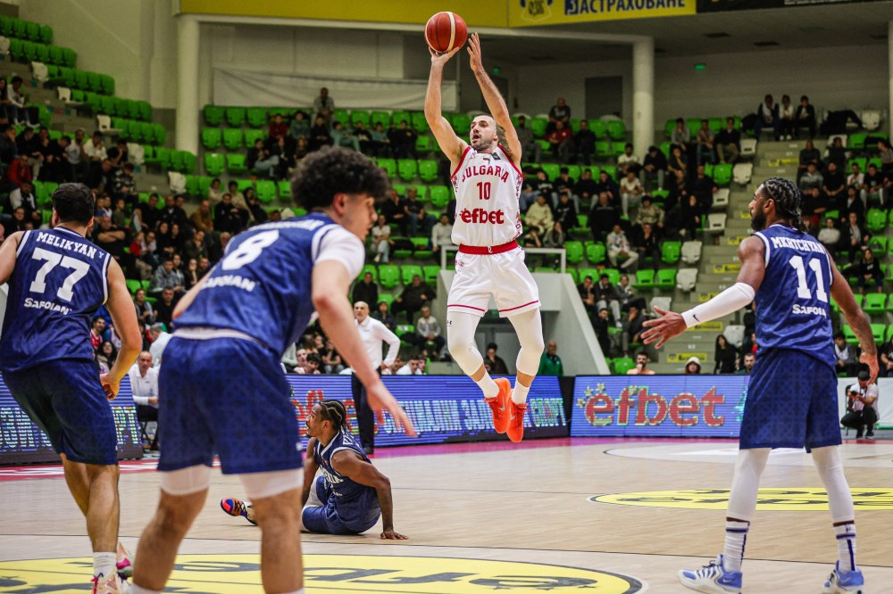 Баскетболните национали се справиха с Армения в европейска квалификация