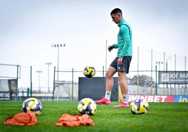 Ботев с последна тренировка преди мача с Черно море