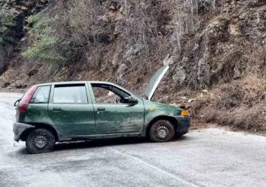 С 4,38 промила алкохол: 27-годишен шофьор катастрофира край Смилян