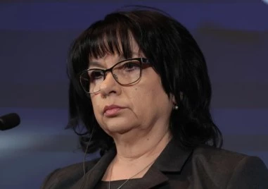 Теменужка Петкова на среща с работодателските организации и синдикатите заради бюджета
