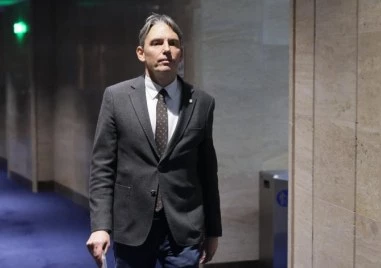 Васил Пандов от ПП-ДБ ще съди Слави Трифонов