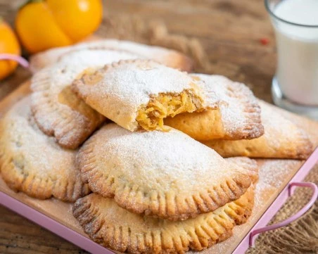 Бисквити с райска ябълка и стафиди