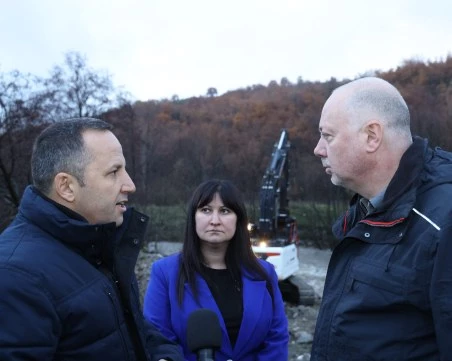 Премиерът Желязков разпореди денонощно наблюдение на река Струма