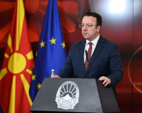 Скопие: Няколко по-мощни държави от ЕС трябва да окажат натиск върху София