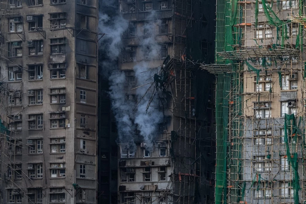 Броят на жертвите в Хонконг достигна почти 130, 89 от тях още не са идентифицирани