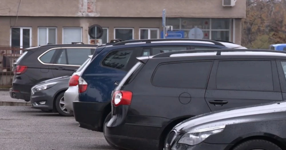 Предлагат нотариалните заверки при прехвърляне на МПС да отпаднат