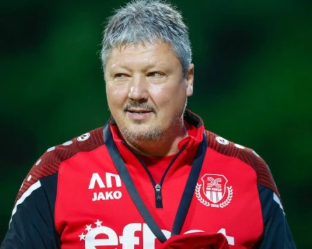 Любослав Пенев е приет по спешност в онкологична клиника в Германия