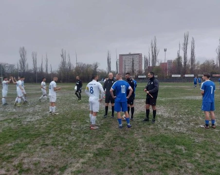 Спартак падна тежко от Ямбол на ужасен терен в Пловдив