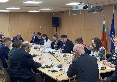 Атанас Зафиров и Цветелина Пенкова се срещнаха с посланиците на ЕС у нас