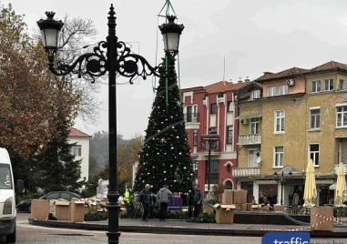 Коледната магия завладява Пловдив от днес