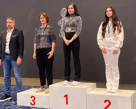 Българка е европейска шампионка по ускорен шах