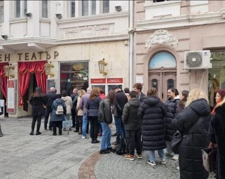 Близо 5000 билета продаде Пловдивският театър за Черния петък