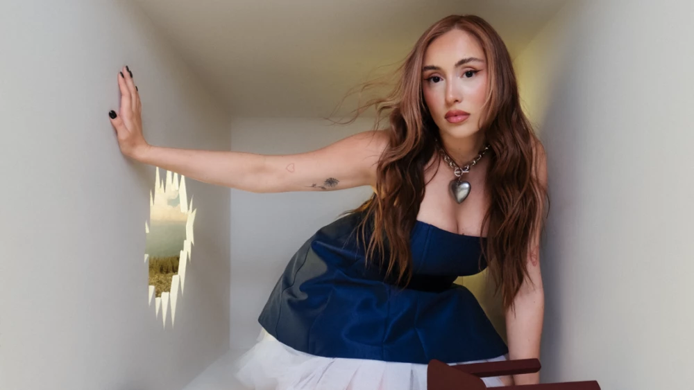 Дара Екимова отменя концерта си в Пловдив заради протестите