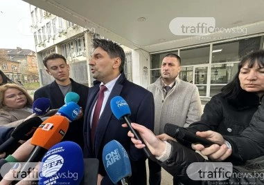 СДВР: Синът на Бобоков запалил кофа за боклук, в ареста е и касиера” на провокаторите