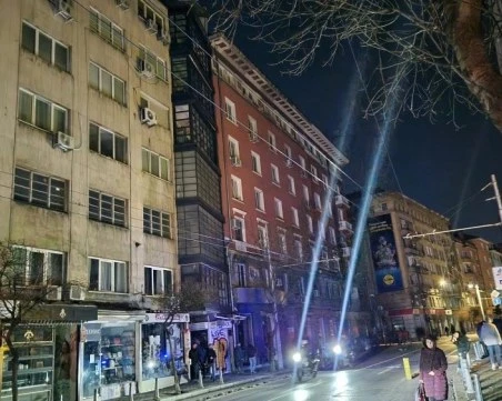 Напълно възстановено е електричеството в центъра на София