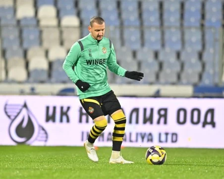 Неделев се контузи на загрявката на мача с Арда