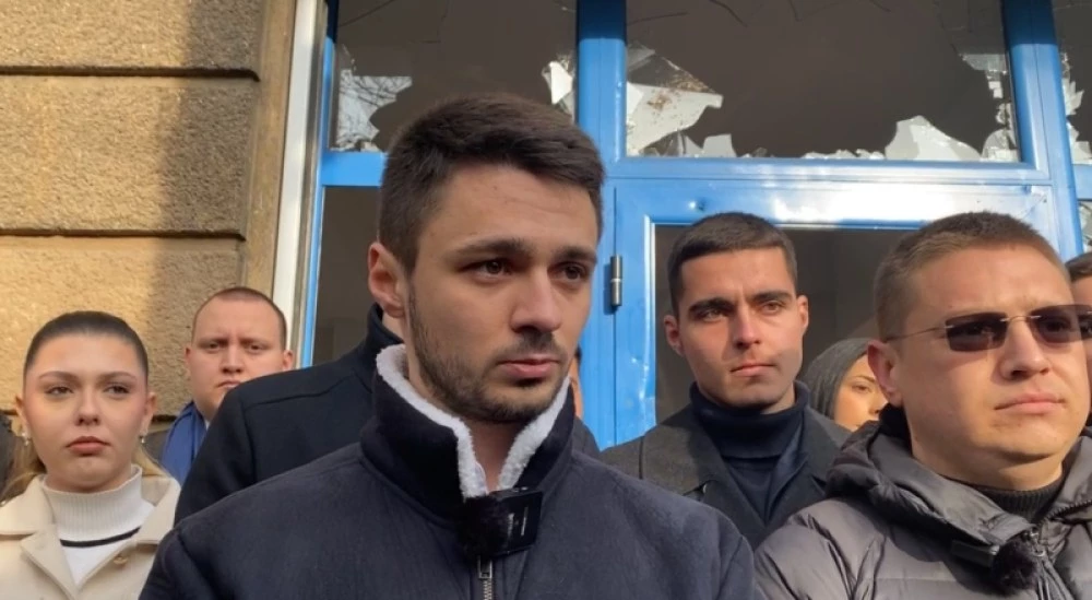 Младежи ГЕРБ-София: Да благодарим на МВР, няма как да се отговаря на агресията с агресия