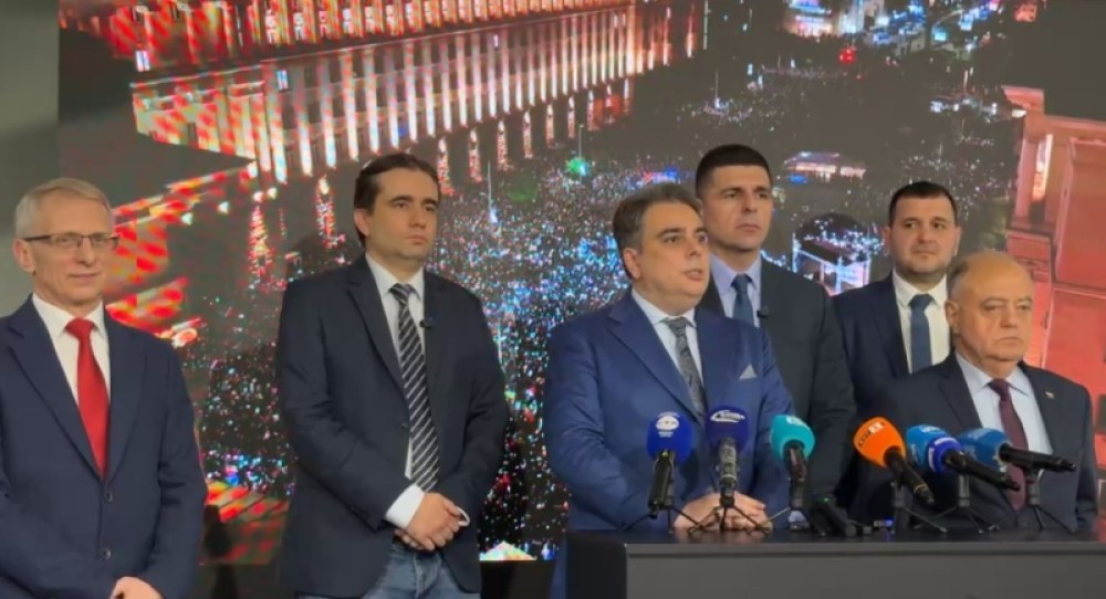 ПП-ДБ поиска оставката на правителството тази седмица