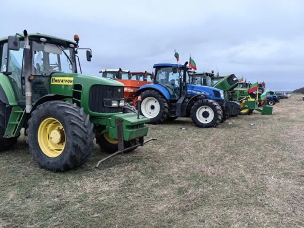 Земеделски производители в Гърция готвят блокада на Промохан