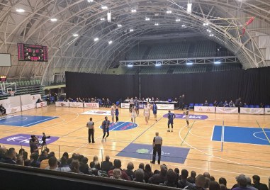 Баскетболният Локомотив се справи със Спартак Плевен