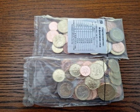 Пуснаха в продажба комплектите с първите български евромонети