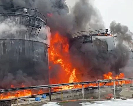 Украински дрон запали нефтохранилище в Тамбовска област