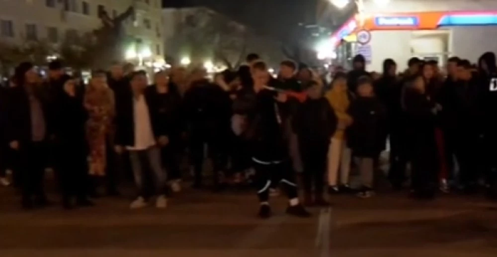 Сблъсък между полиция и протестиращи в Сливен