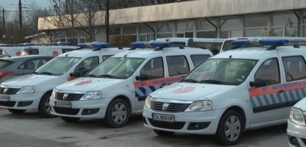 Служители на ДАИ започнаха безсрочна стачка за по-високи заплати