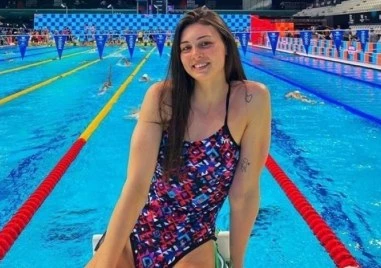 Габриела Георгиева влезе във втори полуфинал на европейското по плуване в Люблин