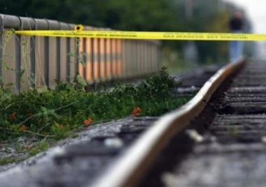 Отрицателни са пробите за алкохол и наркотици на машиниста на локомотива, прегазил 16-годишен