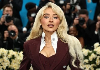 Попзвезди се изправят срещу Белия дом, защото използва песните им за реклама на депортацията