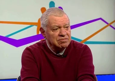 Проф. Михаил Константинов: Хората не само трябва да протестират, но и да гласуват