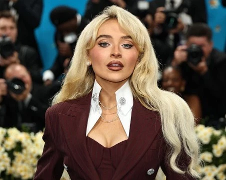 Попзвезди се изправят срещу Белия дом, защото използва песните им за реклама на депортацията