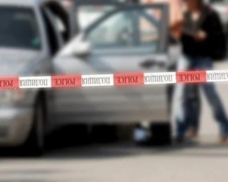 Пребиха баща и син и изпочупиха дома им в Шуменско