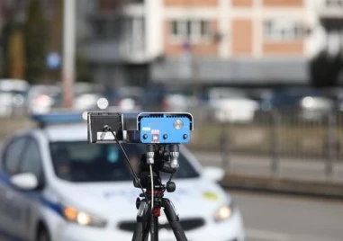 Абсурд след абсурд: Съдът в Пловдив отмени глоба за скорост заради липсващи знаци, неясни карти и несъставен протокол