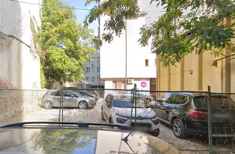 Пропадна трети търг за отдаването под наем на имот от