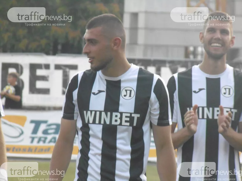 Ботев и Локо без двама играчи утре