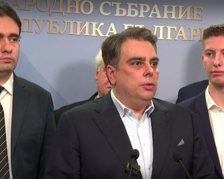ПП-ДБ, АПС и МЕЧ внесоха вот на недоверие срещу кабинет „Желязков