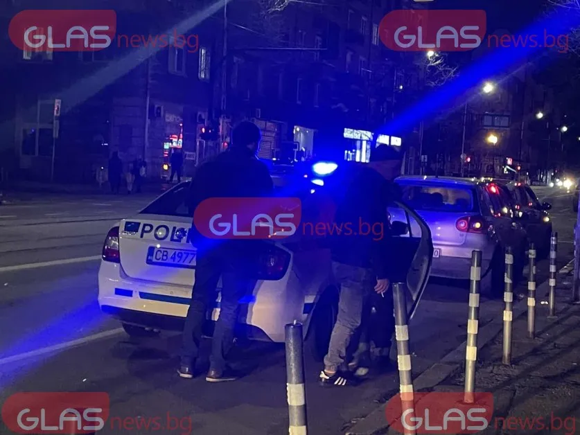 Мъж беше прострелян преди минути в района на метростанция Опълченска