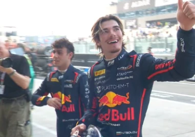 Навръх именния си ден българският пилот във Формула 2 Никола