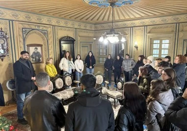 Менторската програма насочена към учениците от специалност Организация на туризма